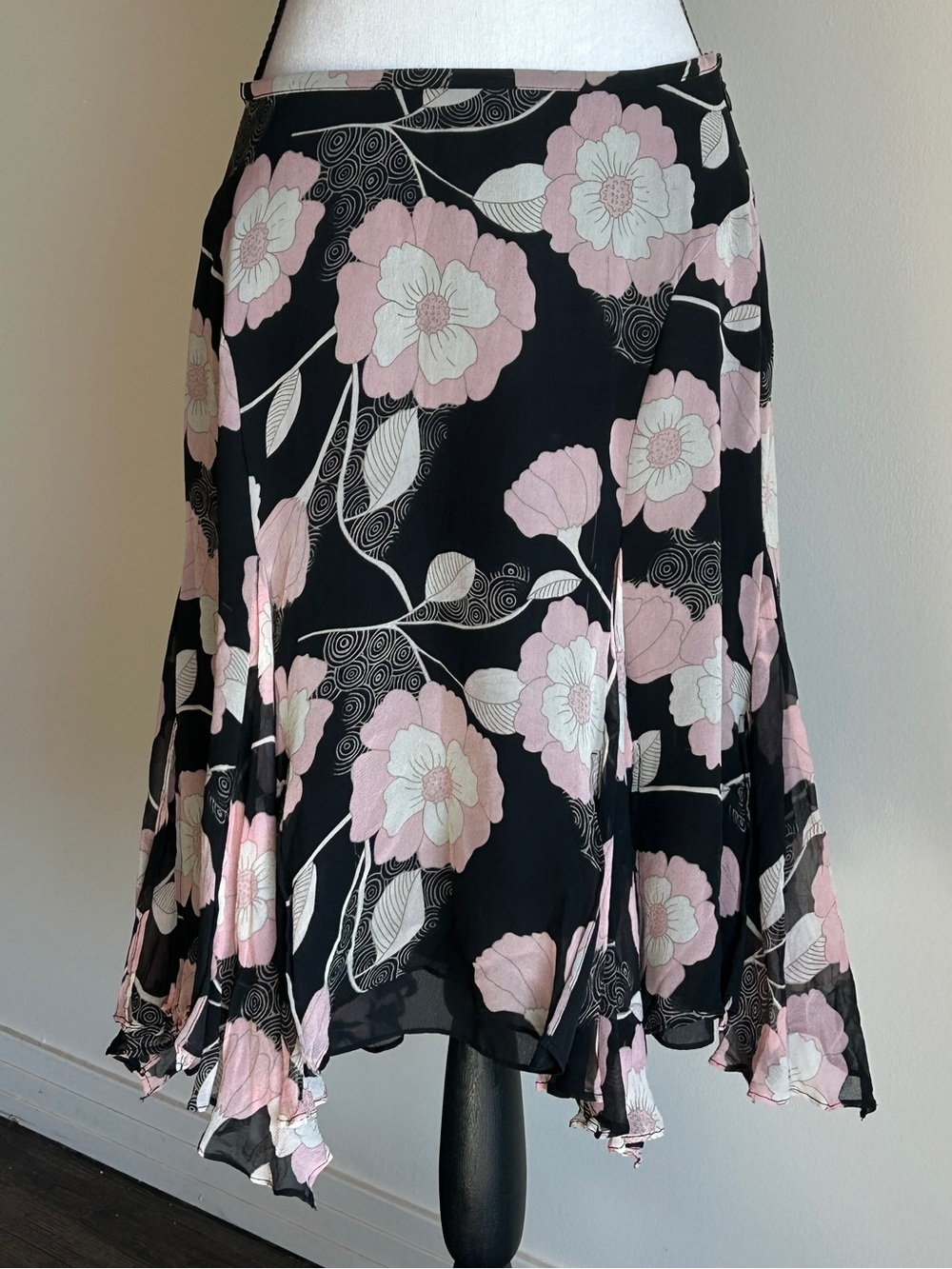 Vintage 100% Silk Black Pink Floral Flowy Midi Skirt Size 6